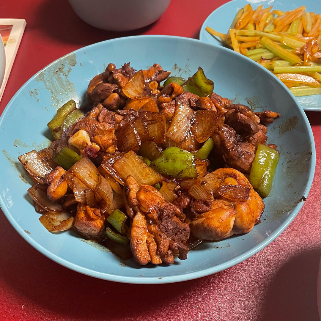 洋葱青椒炒鸡肉