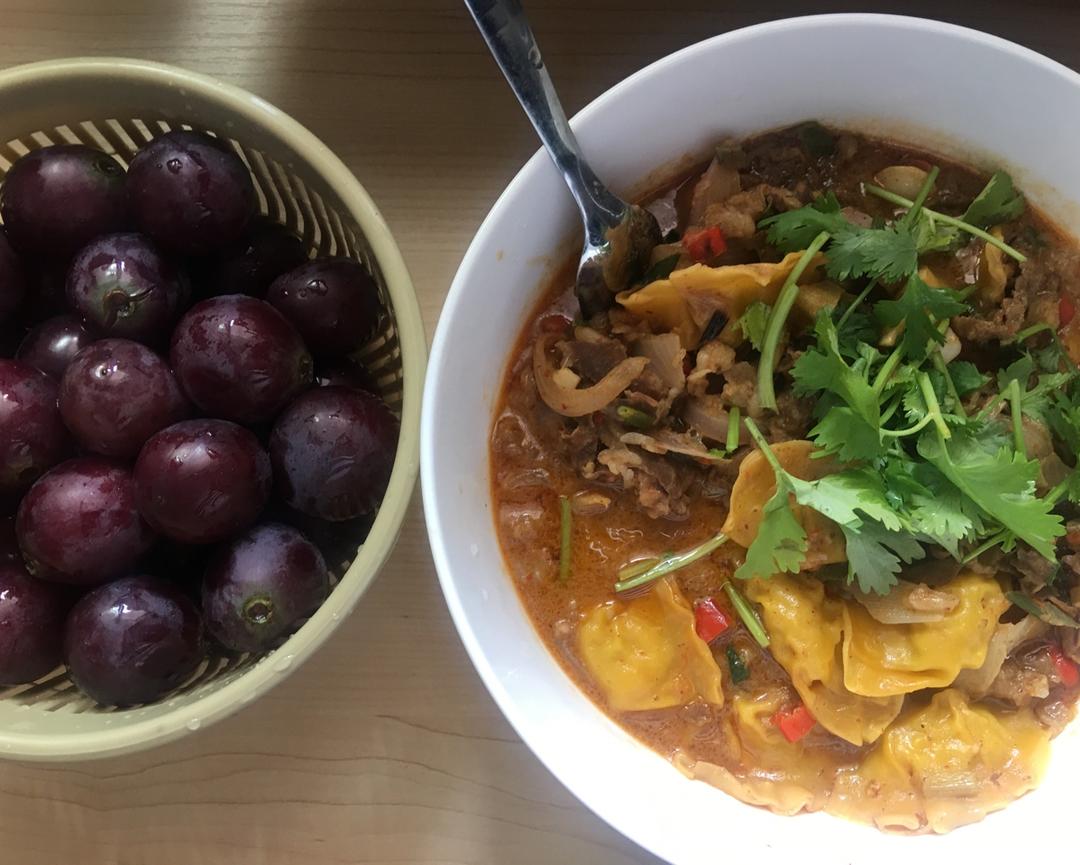 小羽私厨之酸辣肥牛锅