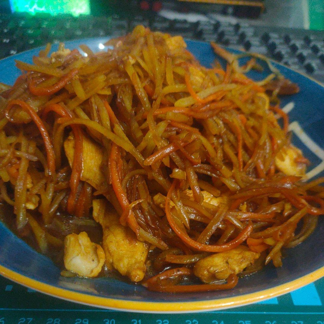 土豆丝炒鸡肉（快手版）