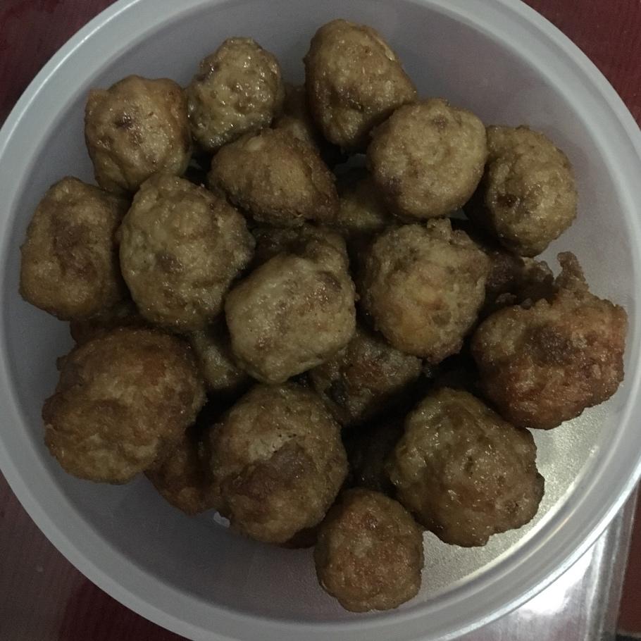 酥炸肉丸子
