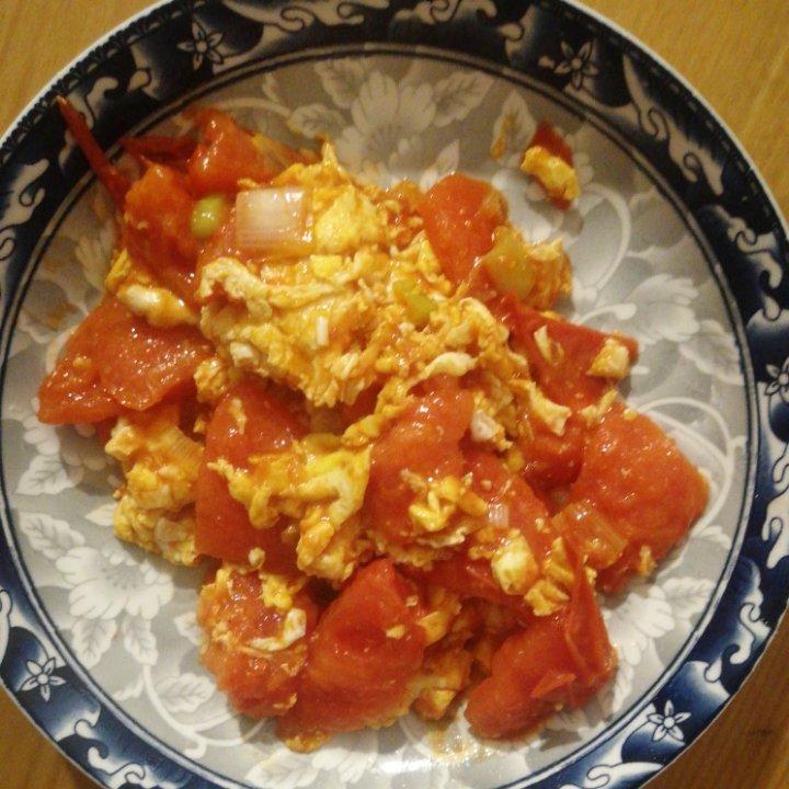番茄炒鸡蛋（超浓的番茄味）
