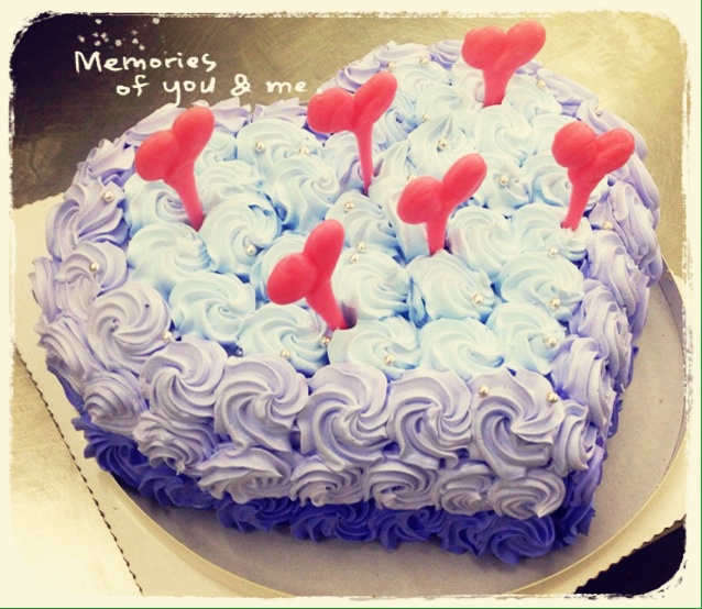 紫色玫瑰渐变裱花蛋糕