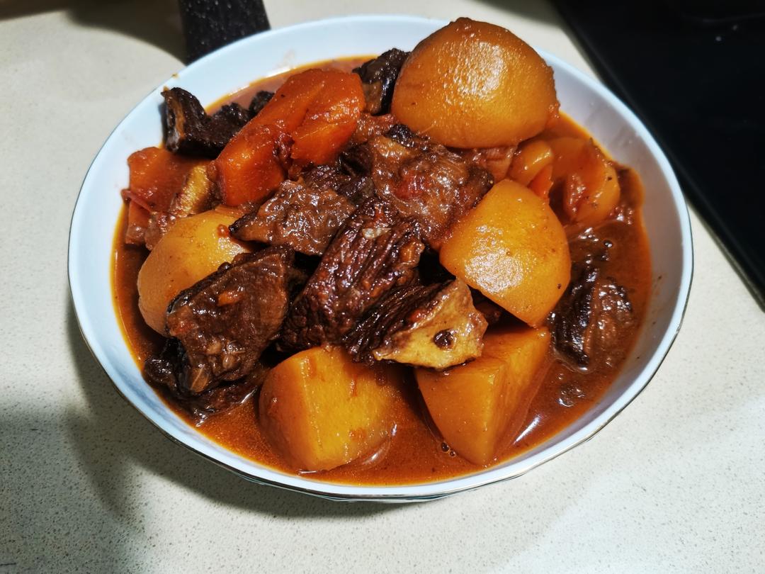 金牌🥇西红柿土豆炖牛腩