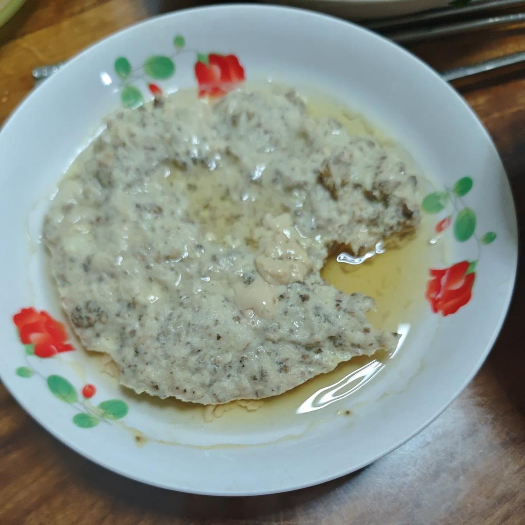 羊肚菌蒸肉饼