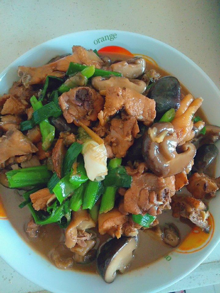 小鸡炖蘑菇（方便好做）