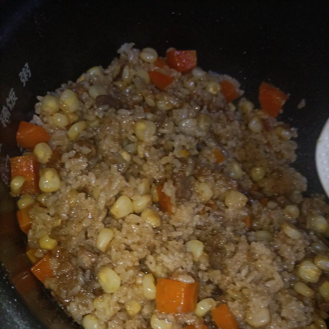 宝宝版牛肉焖饭，饭菜一锅出，简单又营养