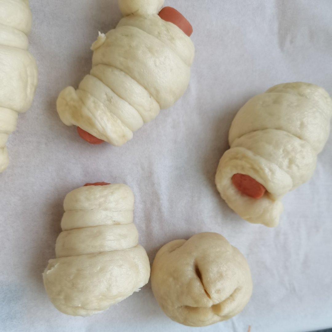 松软香甜的奶黄包，很快就可以搞定。