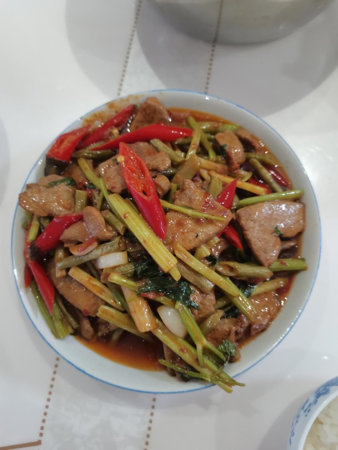 泡椒炒猪肝