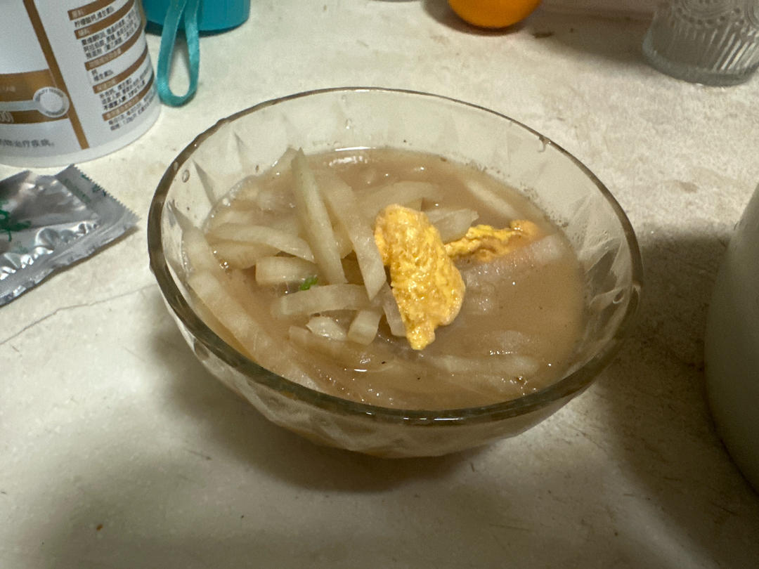 奶白鲜香的萝卜丝煎蛋汤