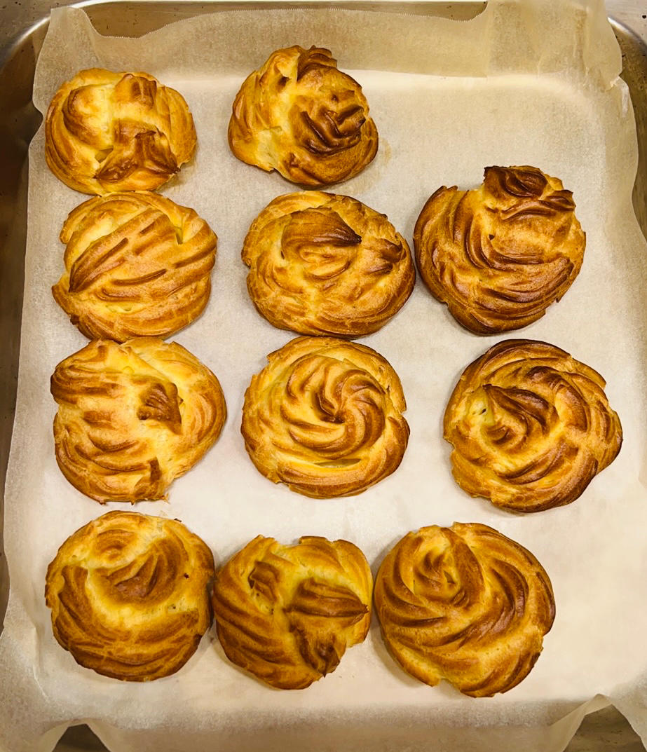 简单易成功的奶油小泡芙做法