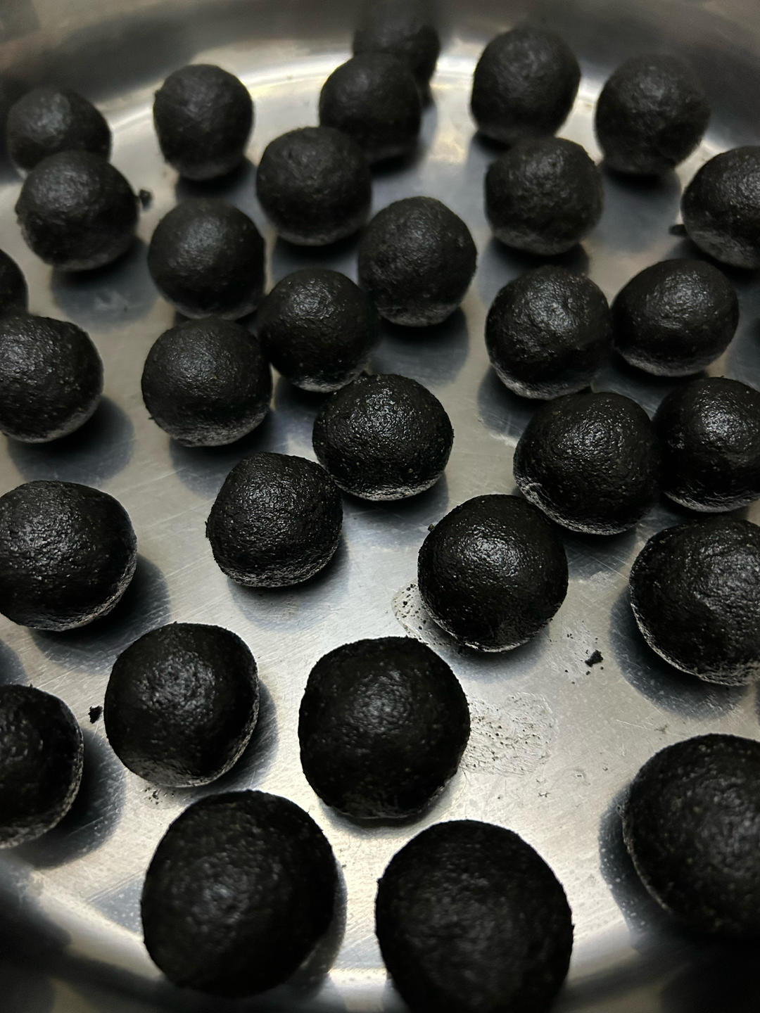 脱发克星，超级好吃，停不下来的九蒸九晒黑芝麻丸