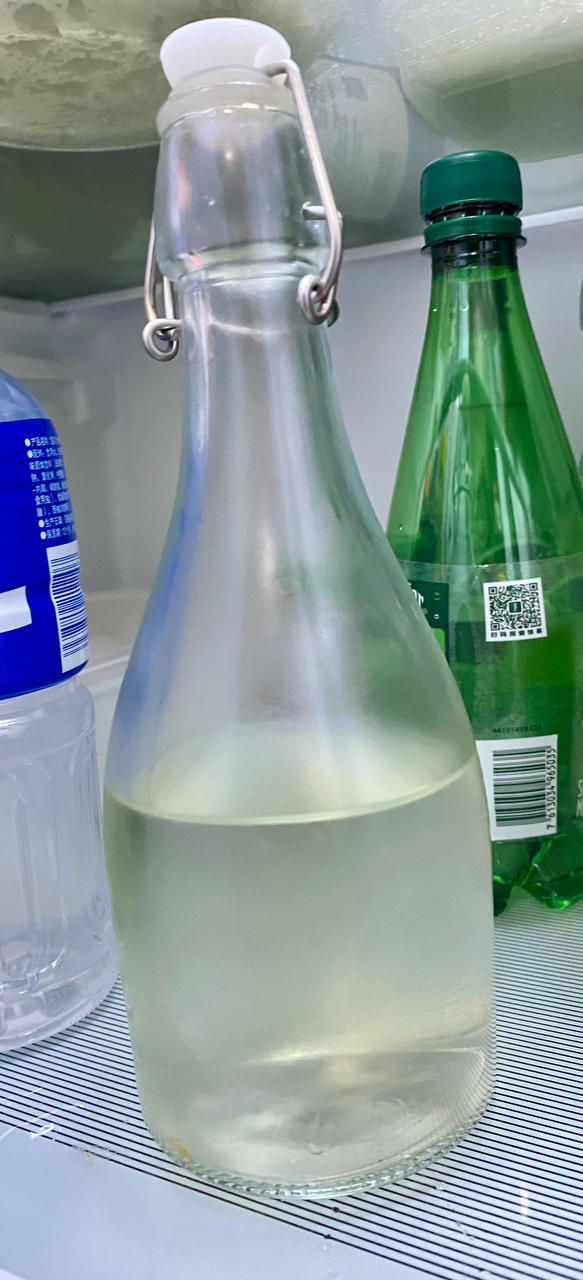 清热润燥的竹蔗茅根水