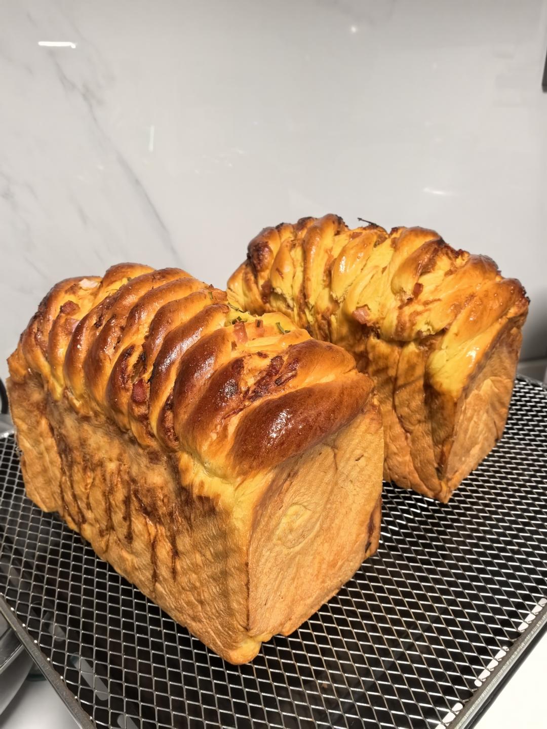 咸味面包天花板！香葱肉松吐司🍞