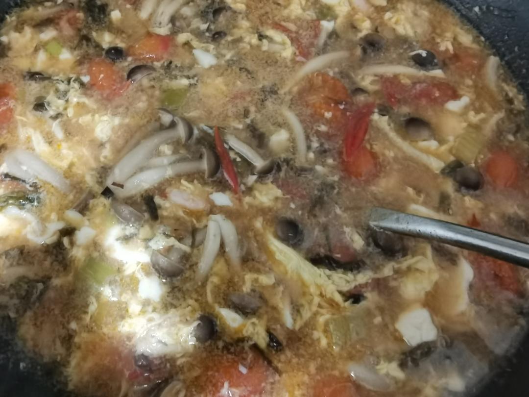 番茄蟹味菇豆腐汤