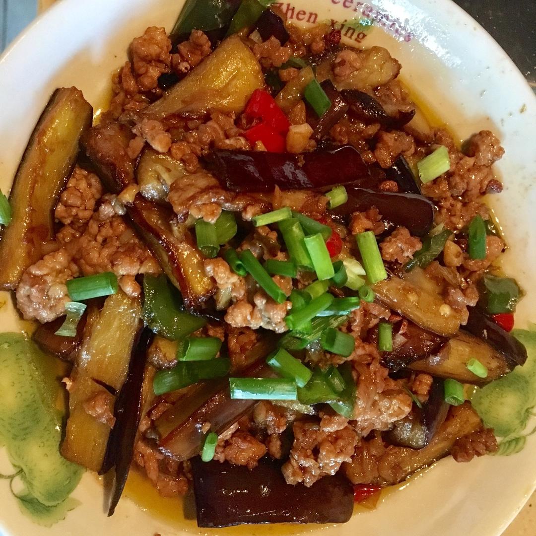 酱香肉末烧茄子