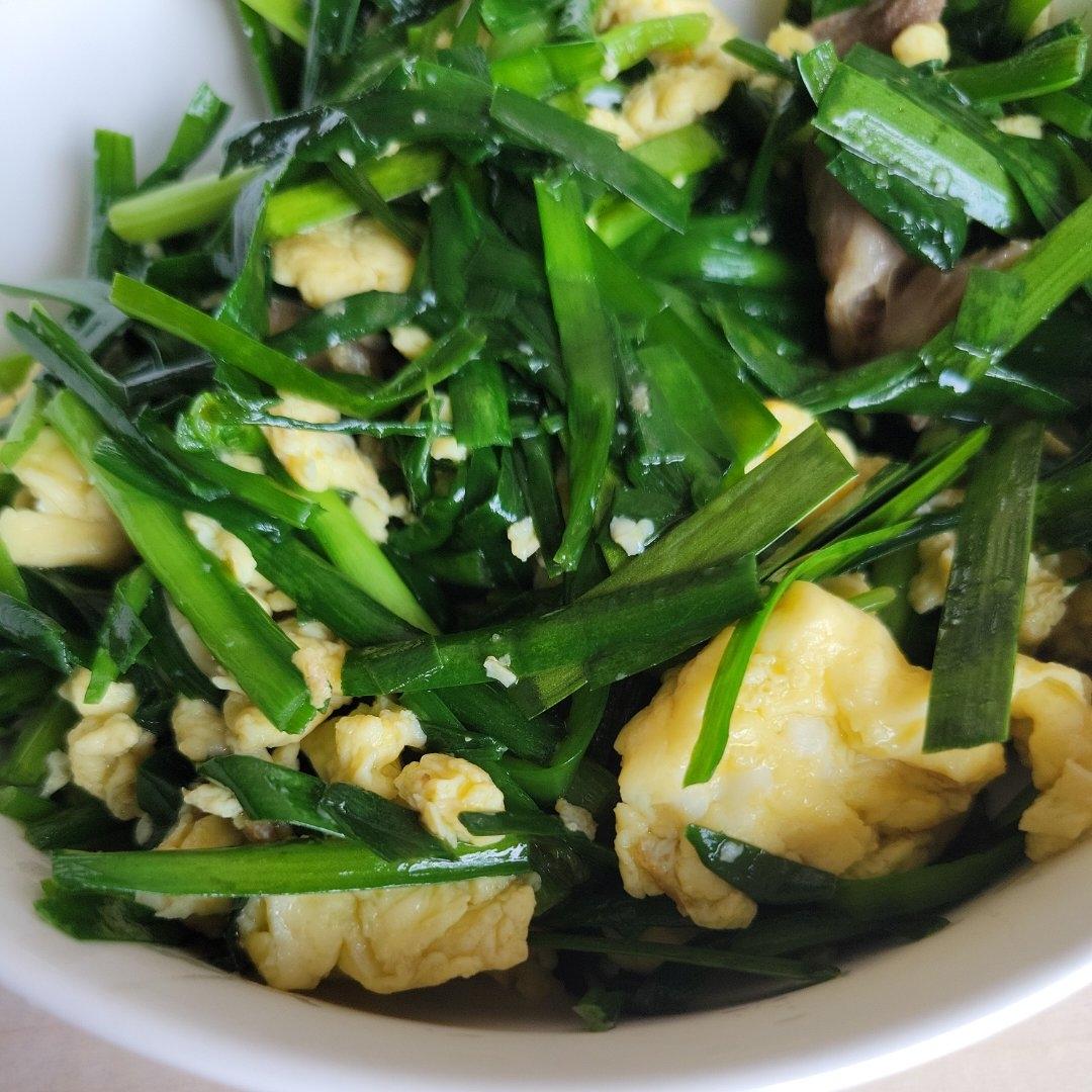 韭菜炒鸡蛋——三分钟快手下饭菜 掌握火候的秘诀