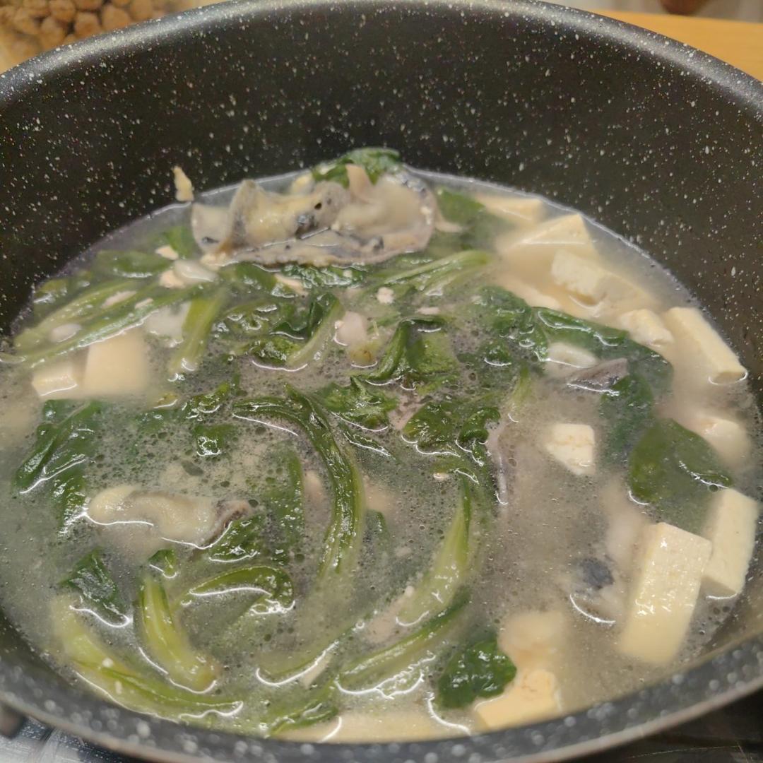 茼蒿豆腐汤