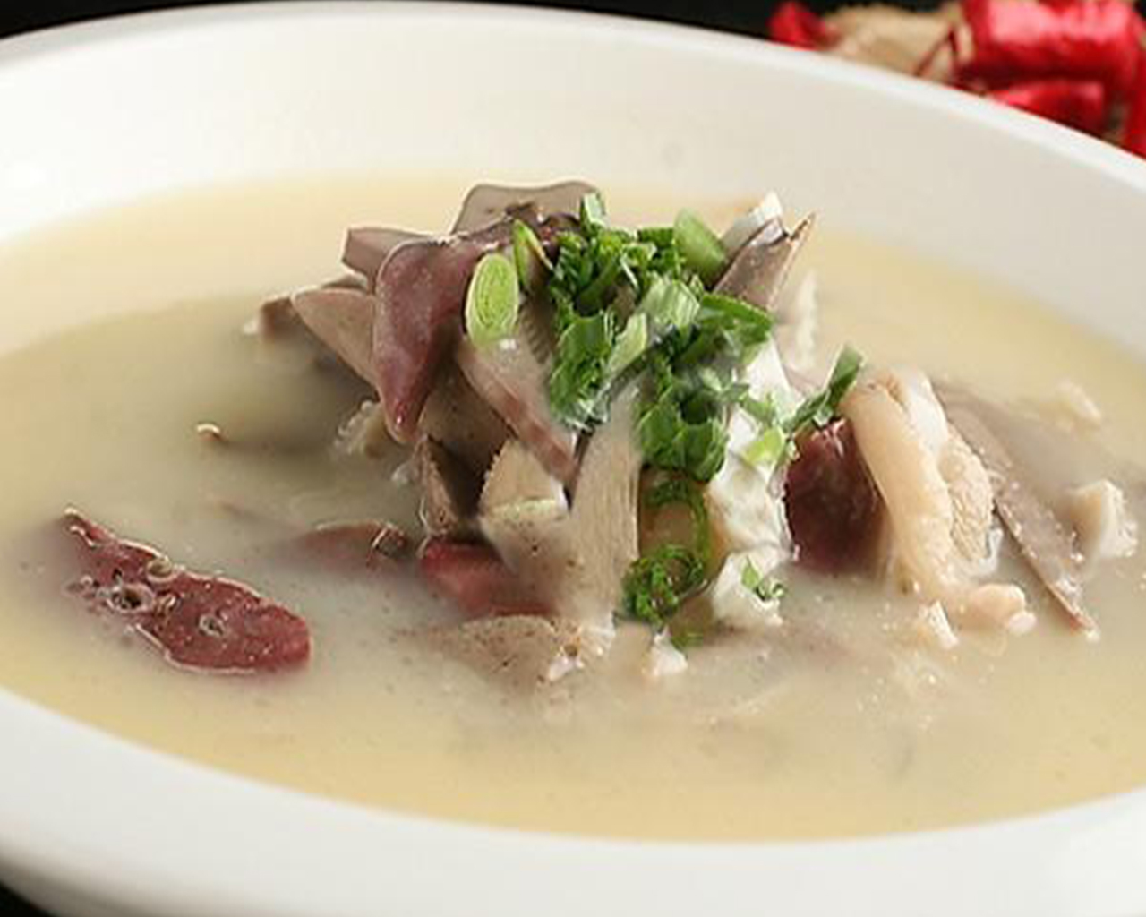 【楊肉肉】冬季滋补羊杂汤的做法