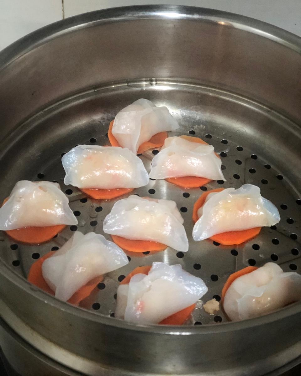 弯梳虾饺