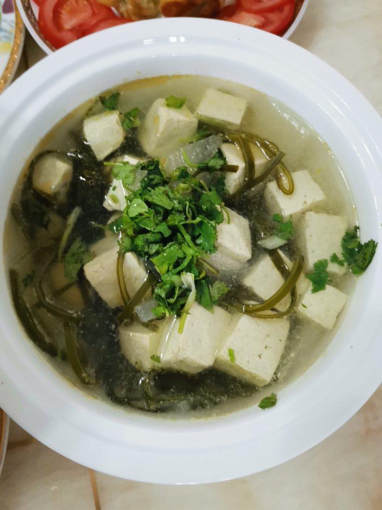 月子里营养餐西葫芦虾仁饺子