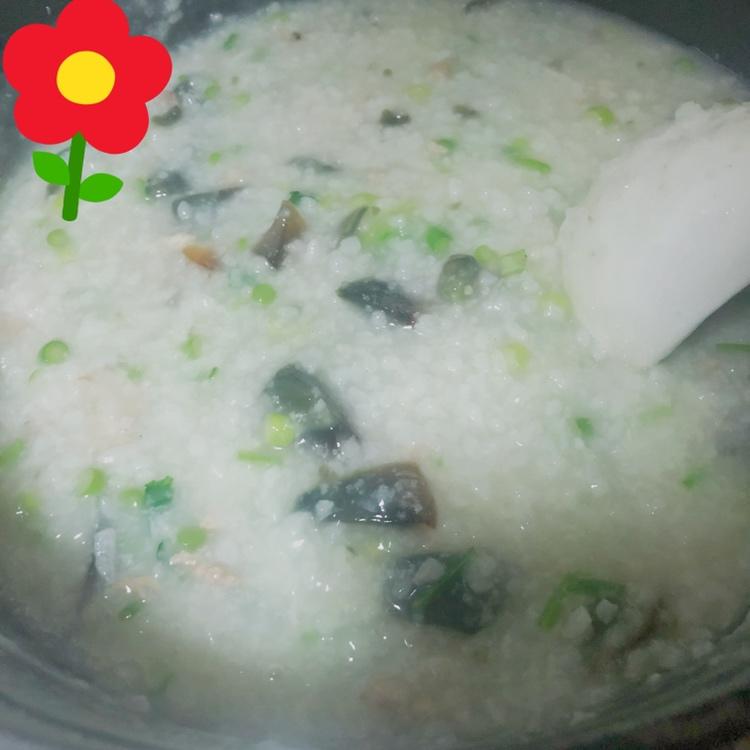 十五分钟快手之香滑皮蛋瘦肉粥(附五分钟电饭煲电压力锅更快捷方法)