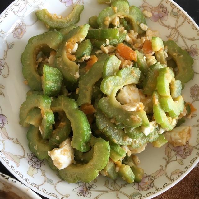 咸蛋苦瓜的做法