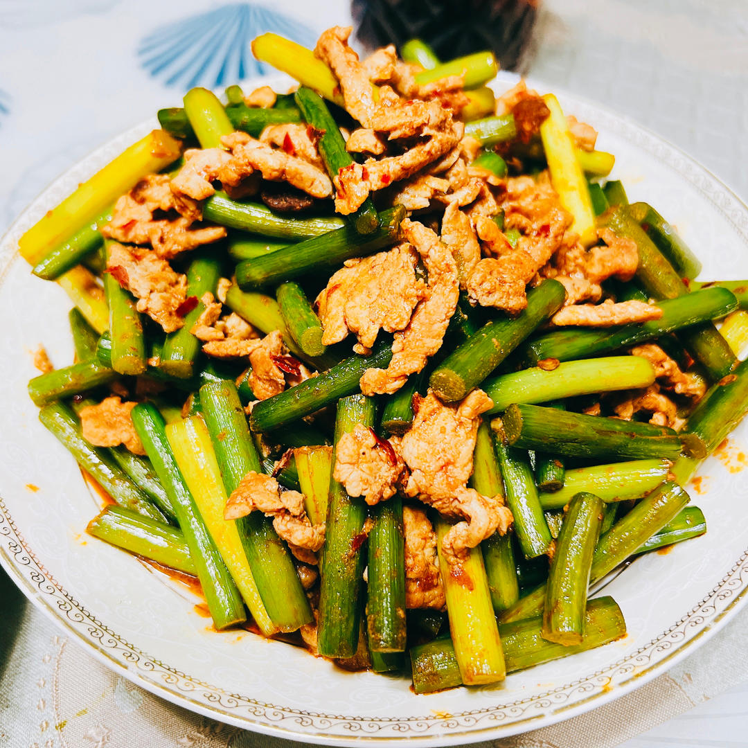 蒜薹炒肉丝