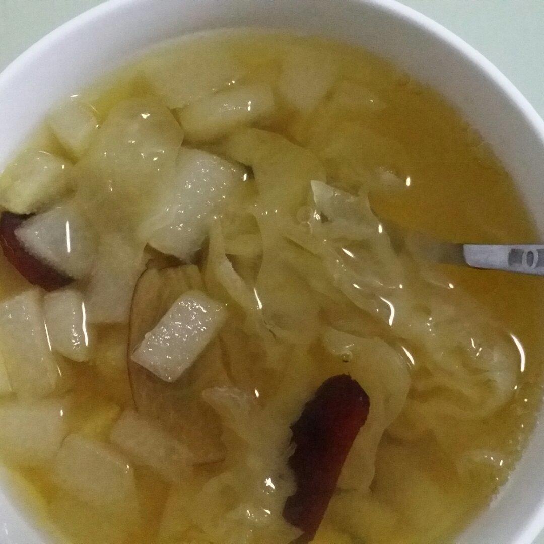 红枣银耳羹