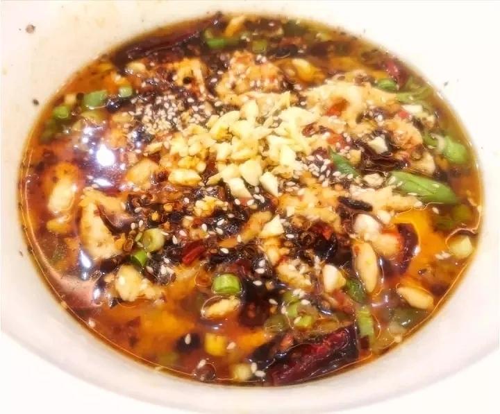 厨师长教你：“水煮肉片”的正宗做法，这味道真的很四川