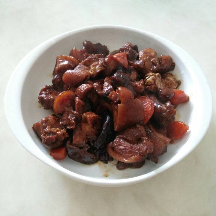 红焖羊肉炖胡萝卜