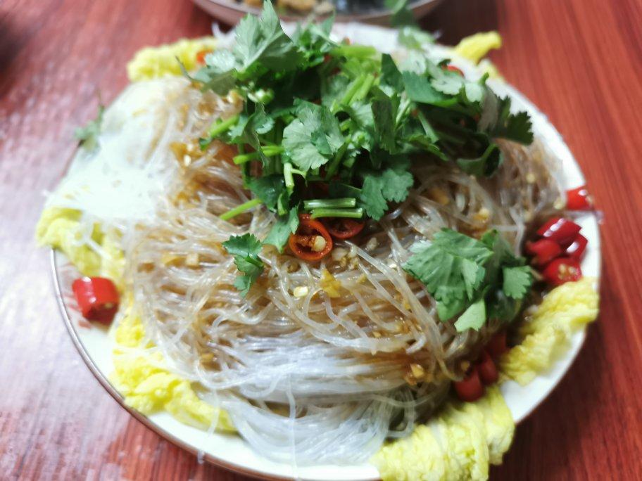 馋人的蒜蓉粉丝娃娃菜