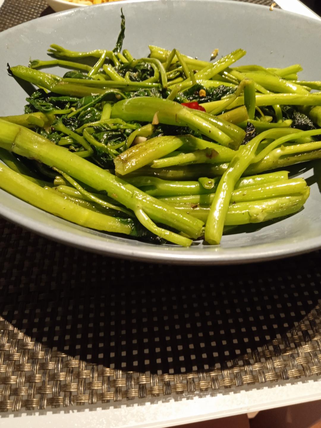 清炒空心菜（藤藤菜）