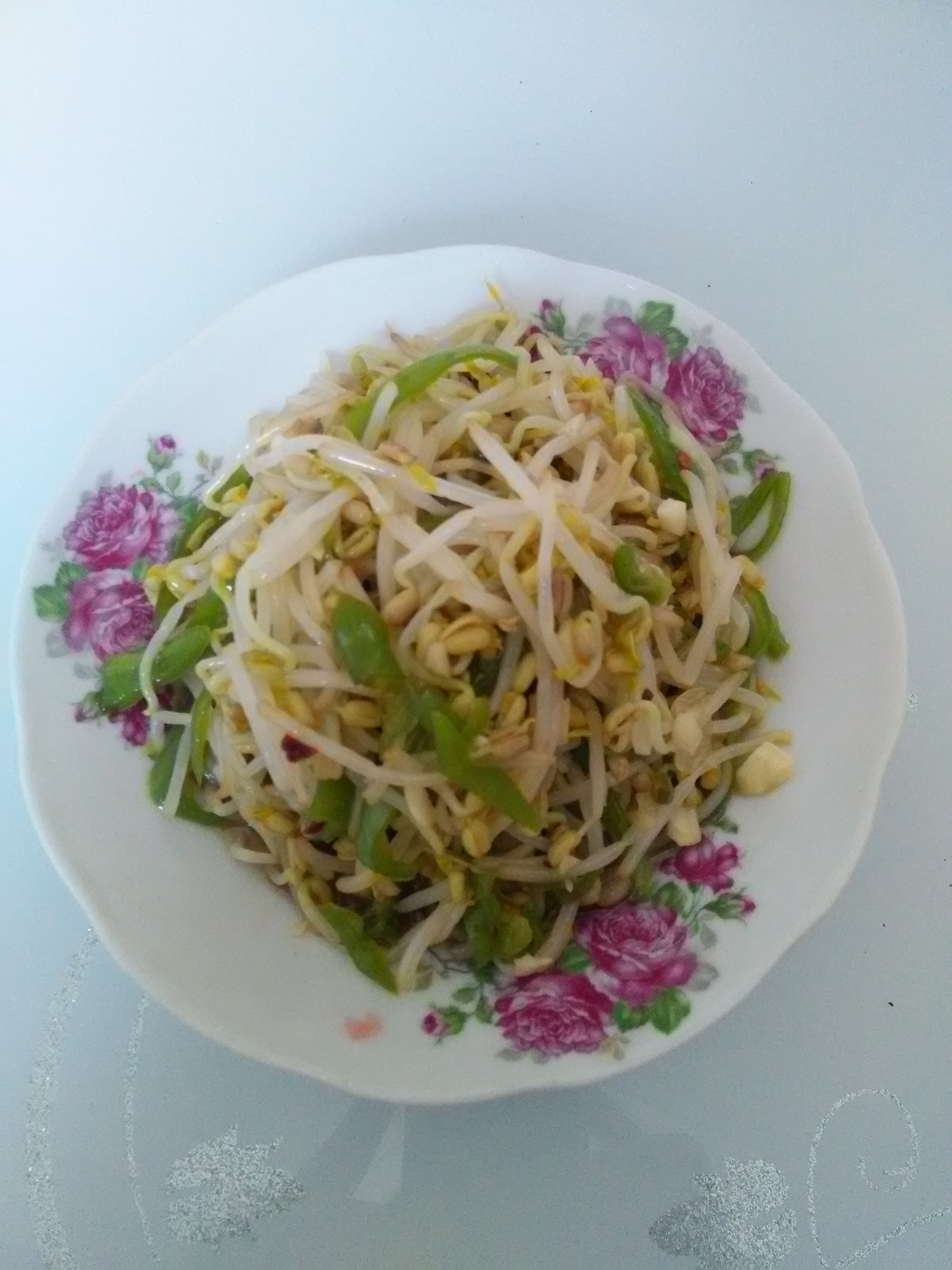 凉拌绿豆芽