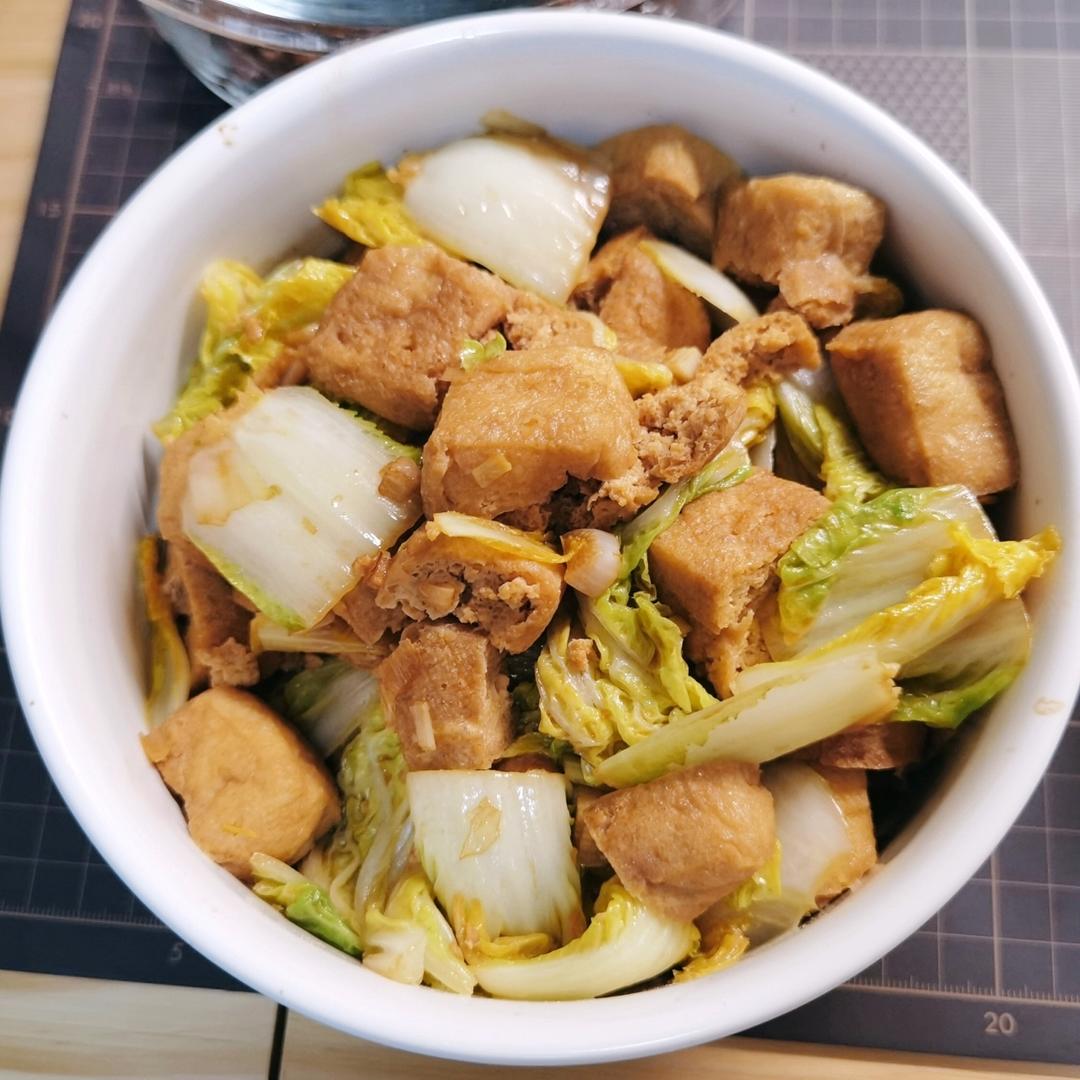 蚝油豆泡炒娃娃菜