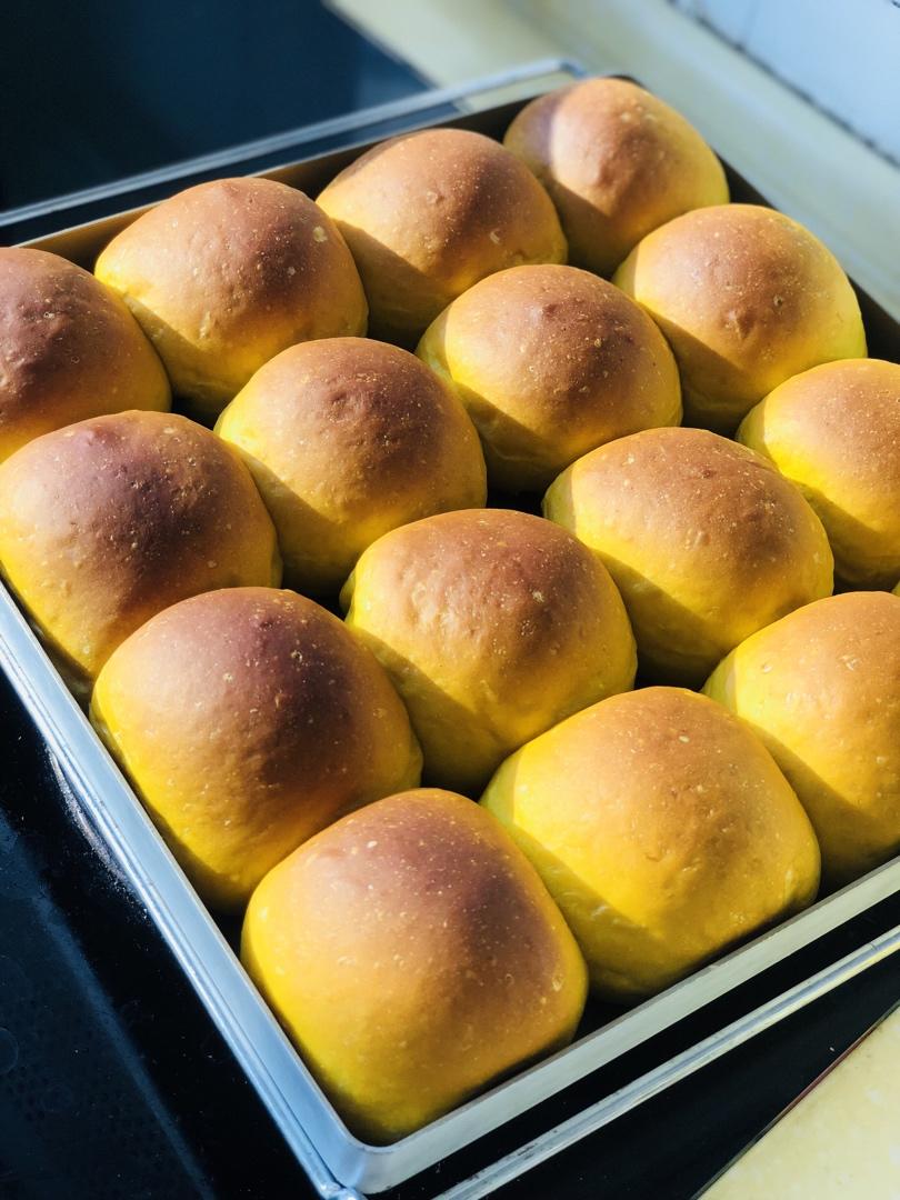 南瓜吐司（南瓜小餐包)