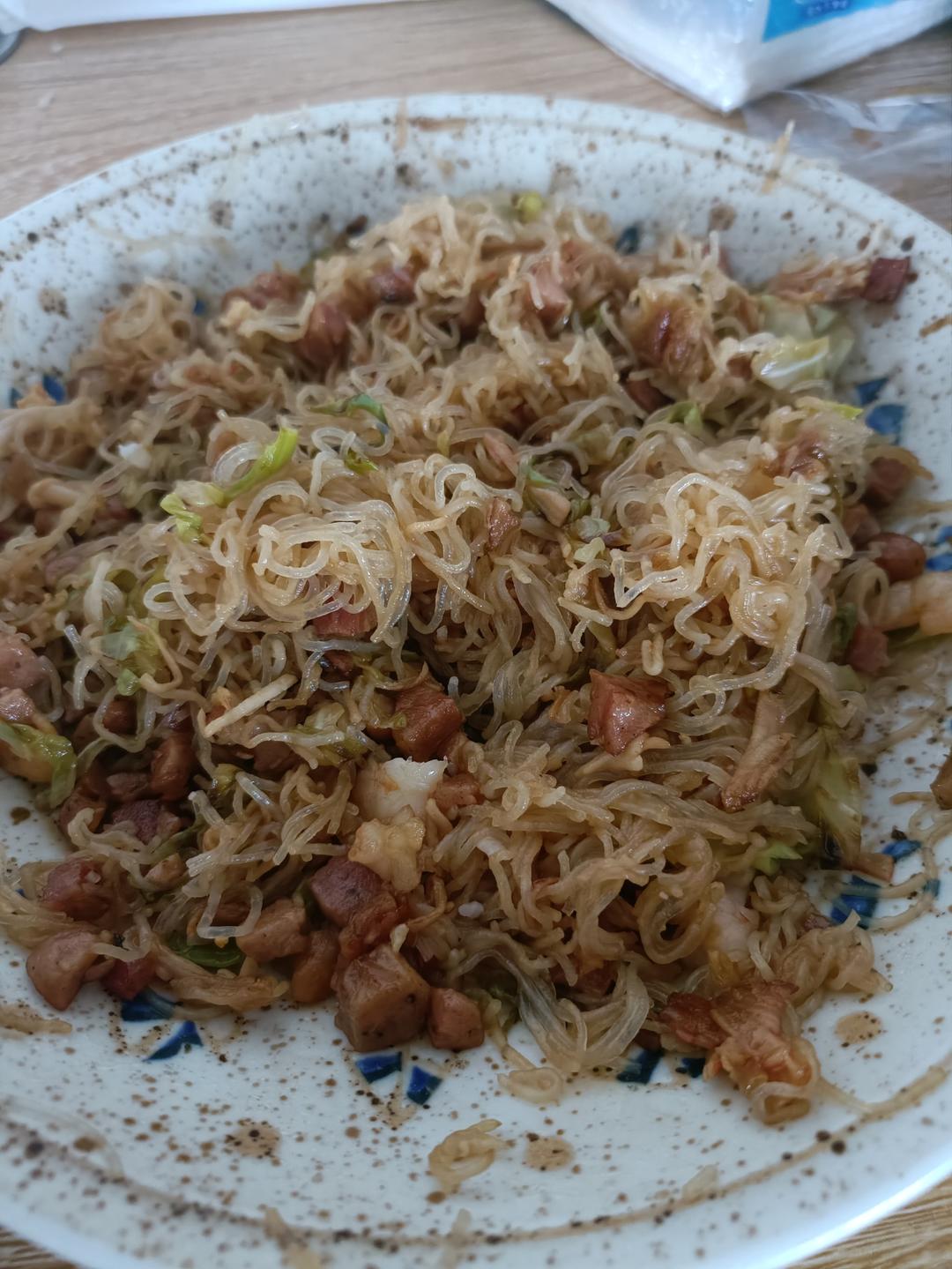 黄金海鲜干捞粉丝煲