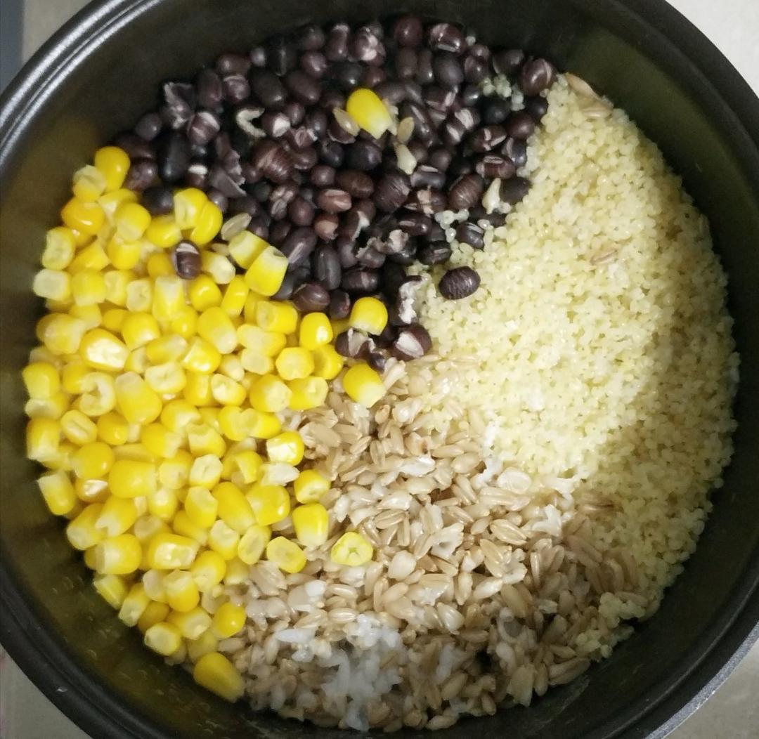 健康五谷杂粮饭