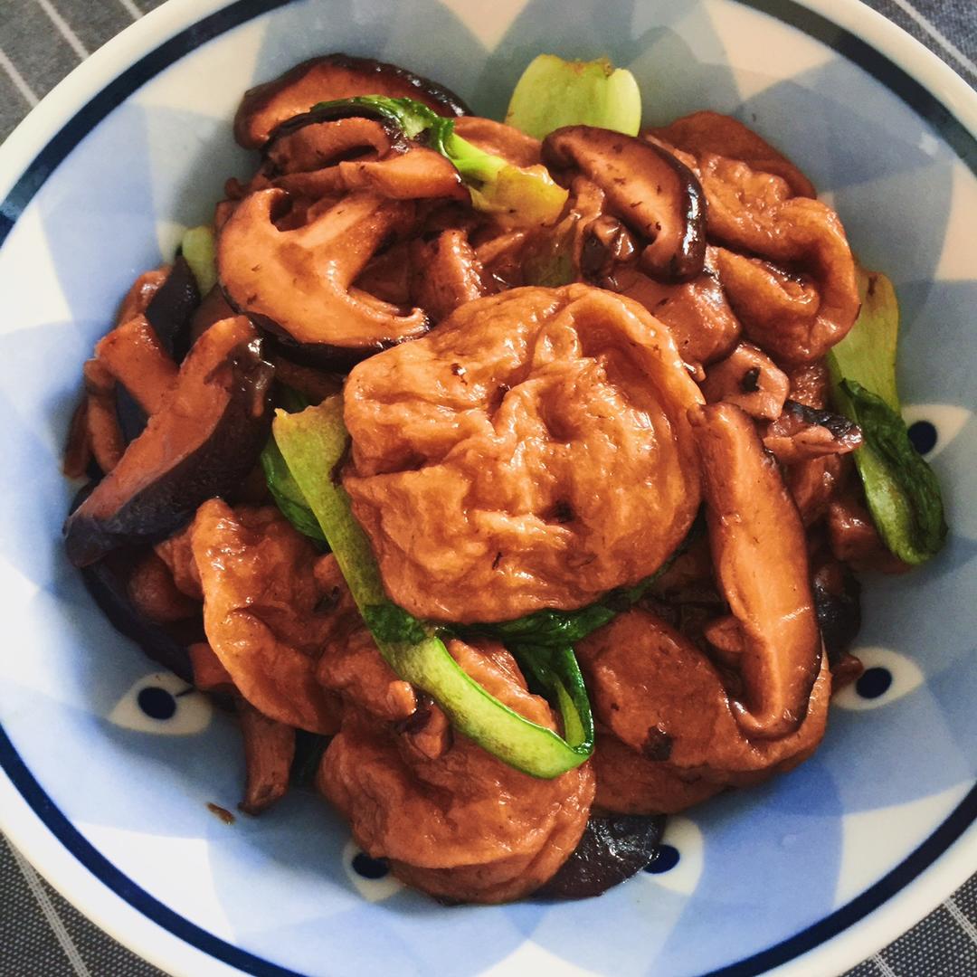 青菜香菇面筋煲🍲