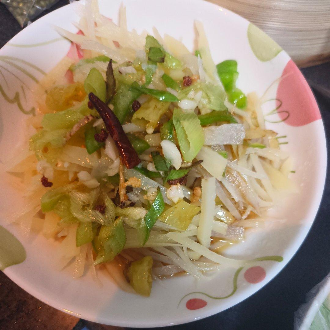 炝拌土豆丝