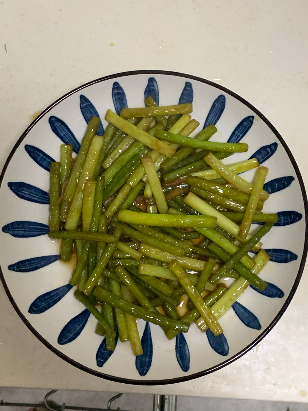 快手菜  素炒蒜苗