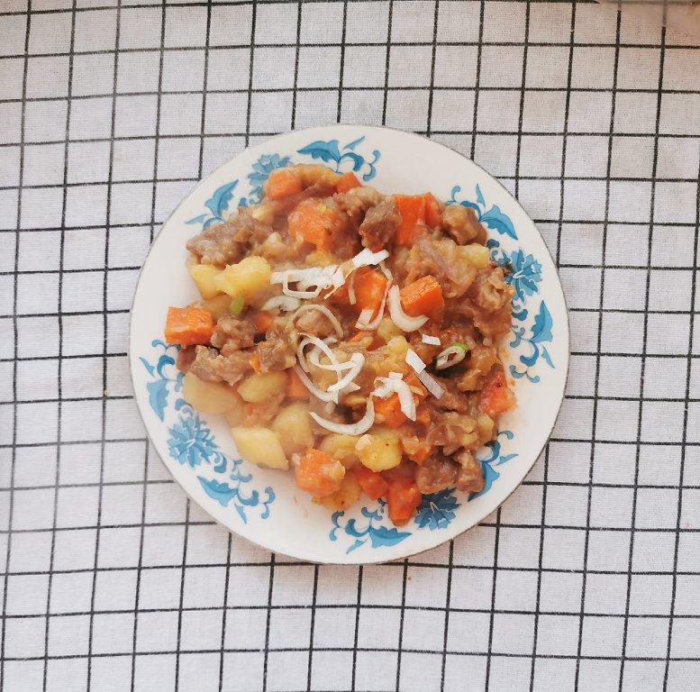 红烧牛肉土豆 （独家秘制）