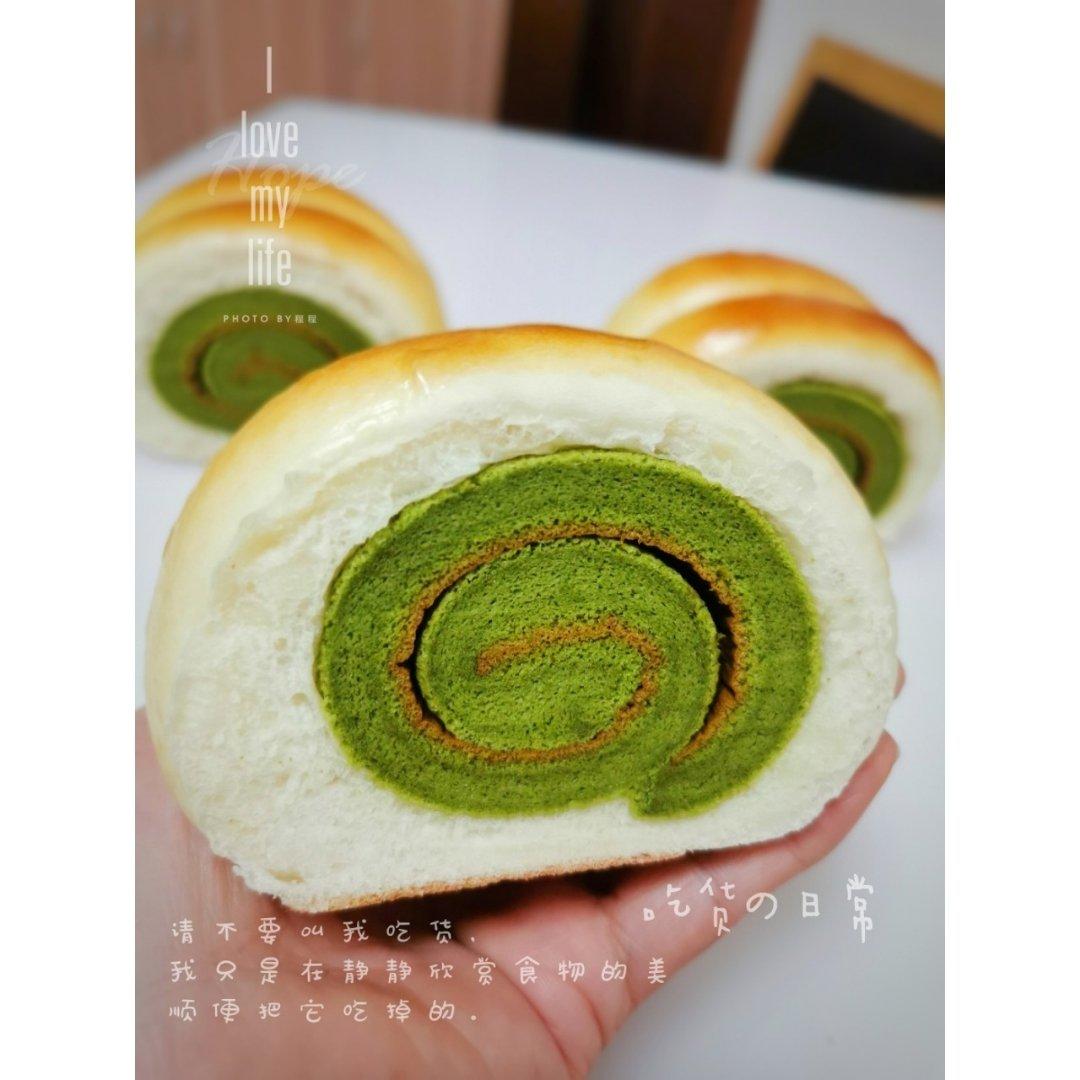 抹茶蛋糕卷面包