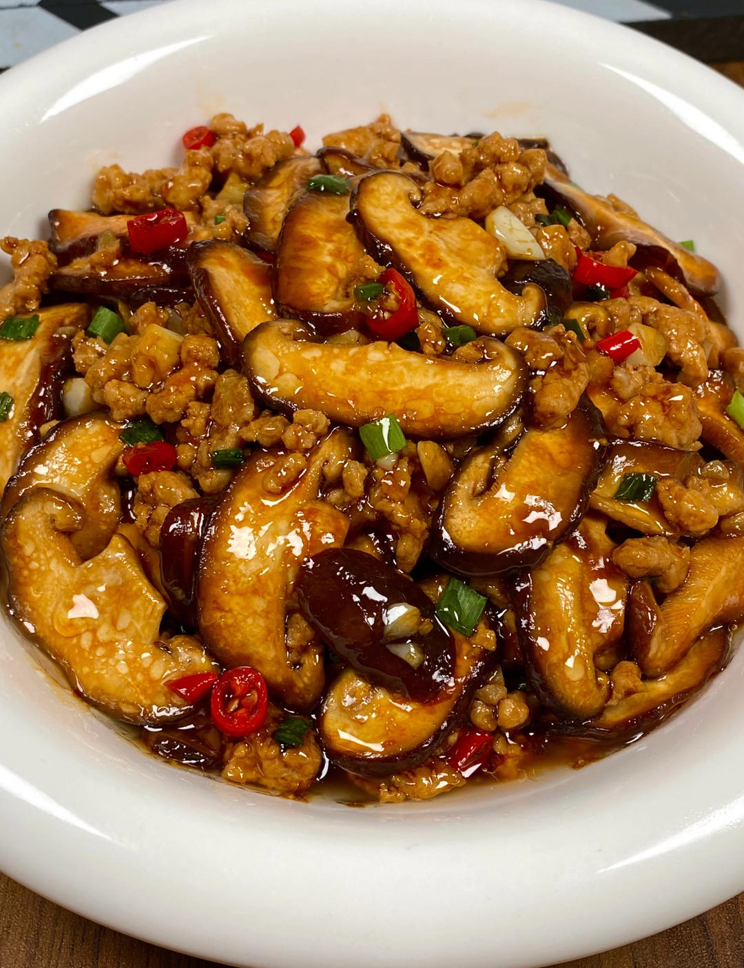 香菇炒肉沫的做法