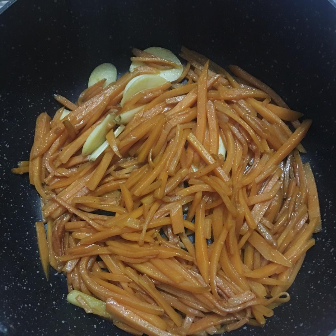 素炒胡萝卜丝