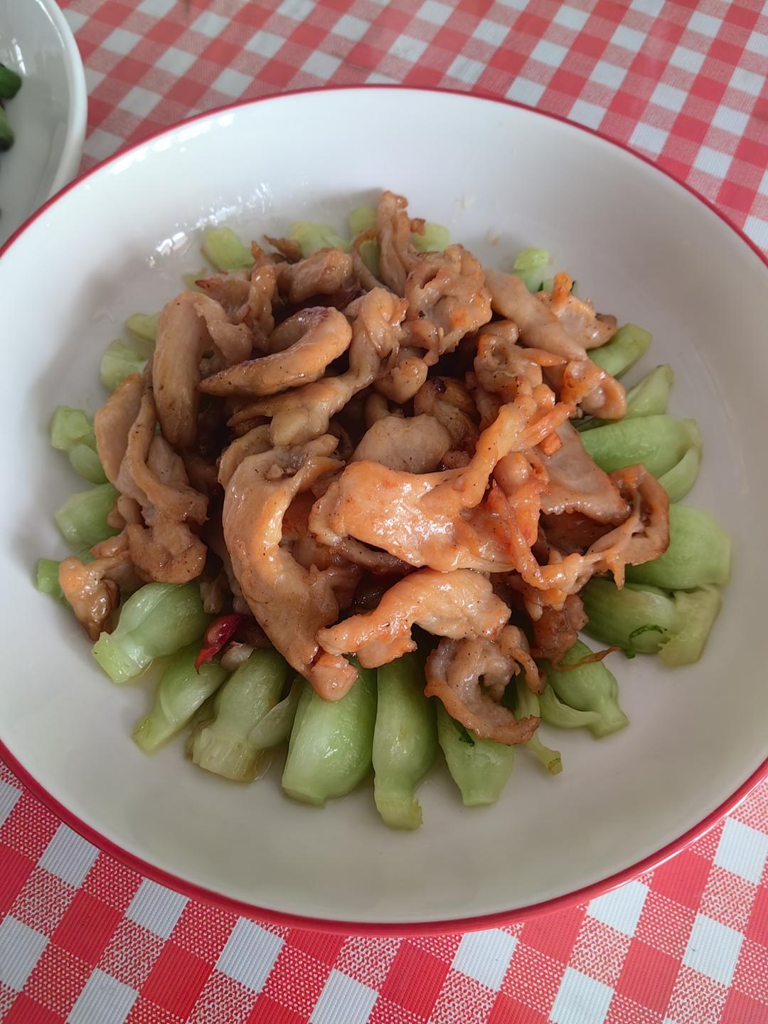 鸡胸肉嫩而不柴的做法