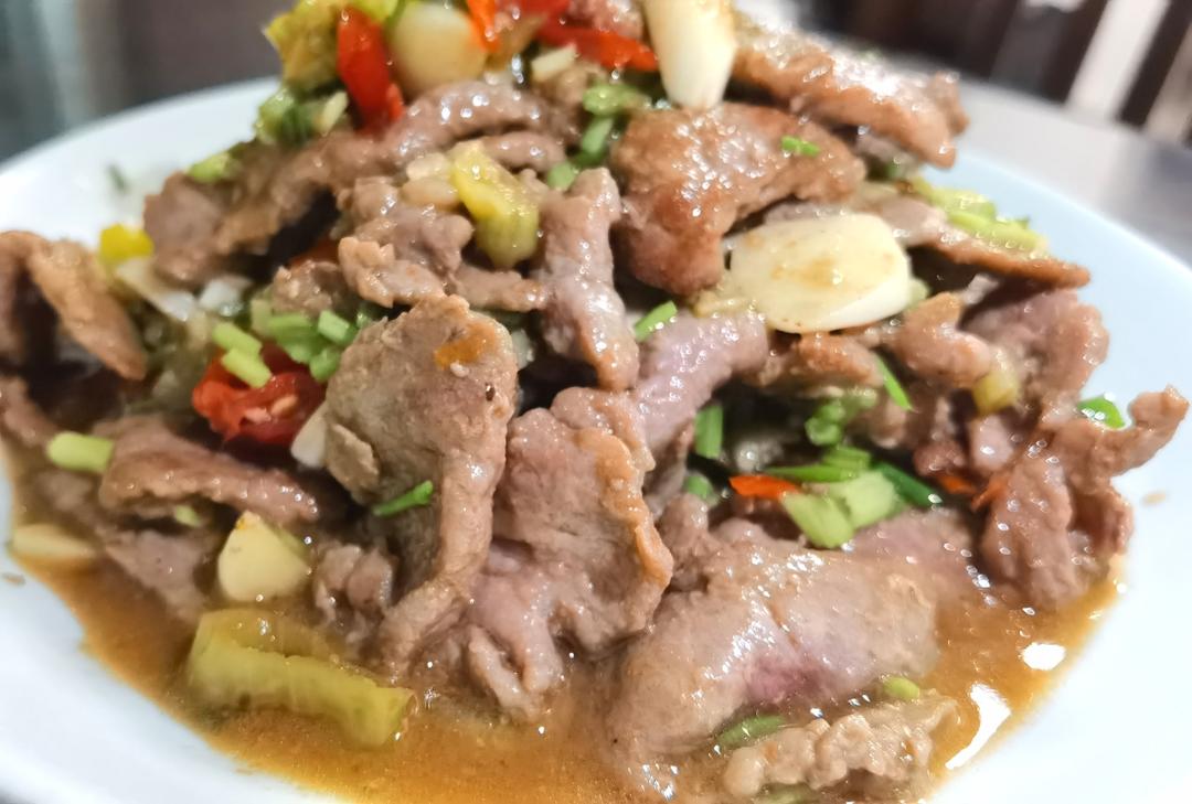 🥙香辣鲜嫩的泡椒牛肉，真的太好吃了，晚上多干了两碗饭🍚🍚，酸酸辣辣开胃的下饭菜