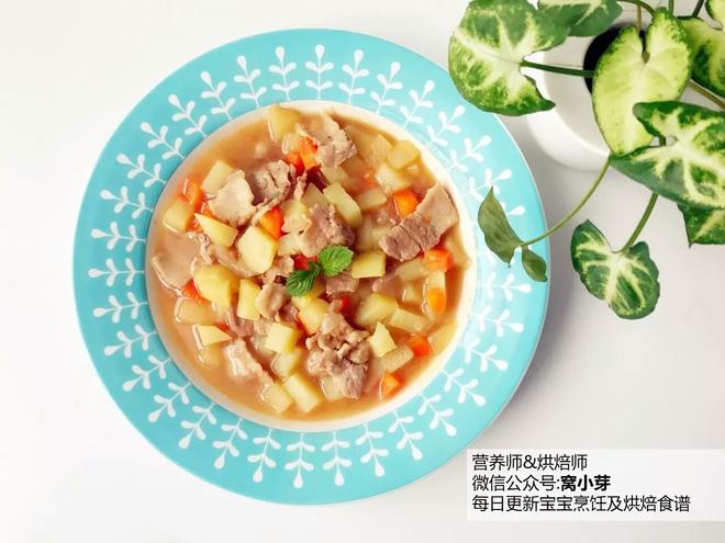宝宝辅食：日式土豆炖肉-日本经典的家庭料理，做法简单，少油盐，是健康日料的代表之一哦！18M+的做法