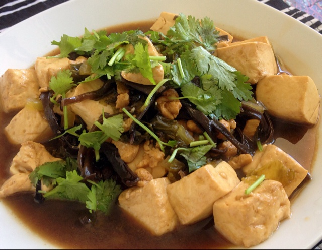 石锅雪菜嫩豆腐