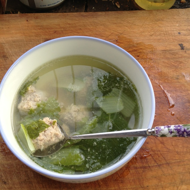 小白菜肉丸汤
