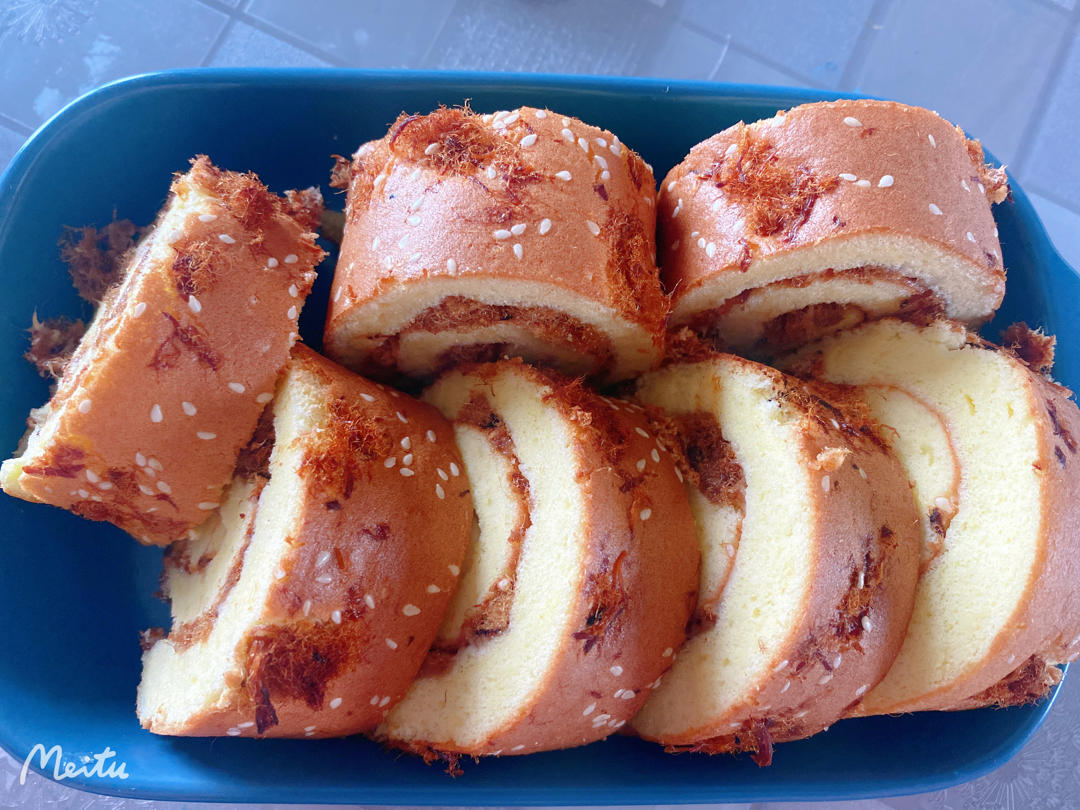 美味肉松卷-简单不开裂，零失误的蛋糕卷